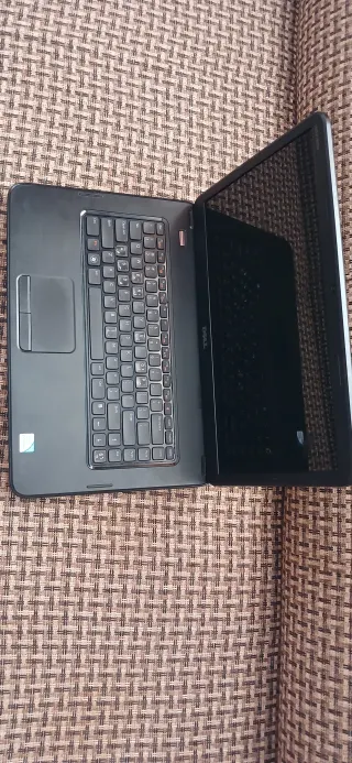 DELL Intel pentium laptop