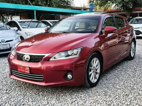 Lexus CT200h Hybrid 2012
