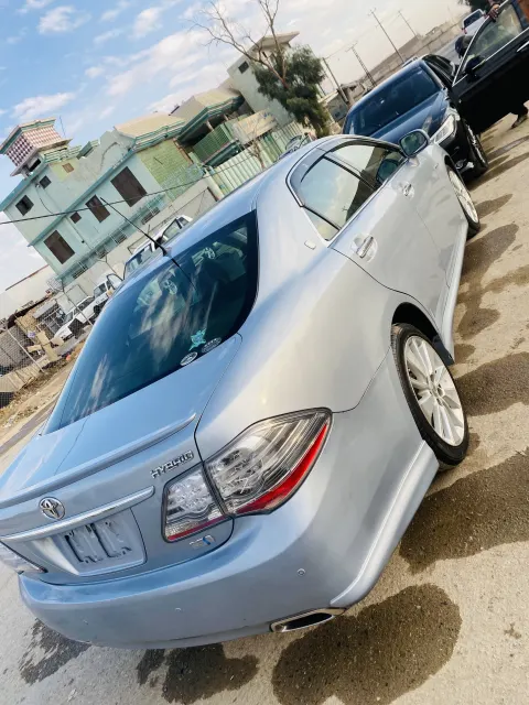 Toyota Crown 2010