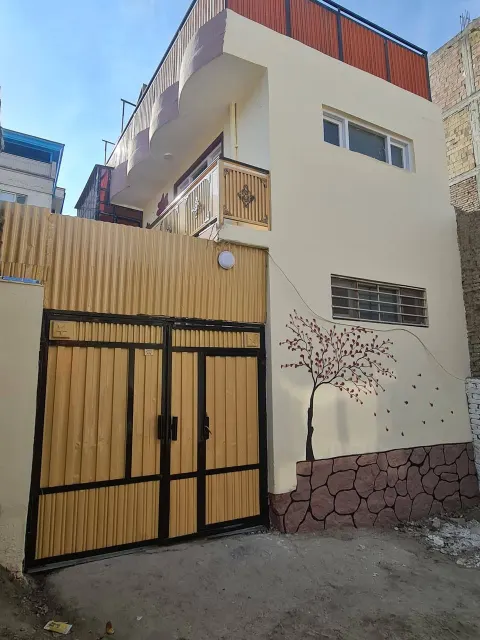 House For Sale 5 Rooms