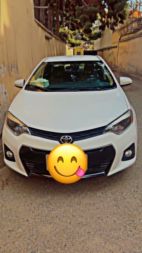 Corolla 2015