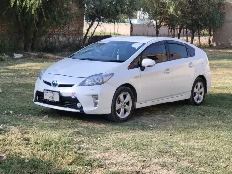 Toyota Prius 2012