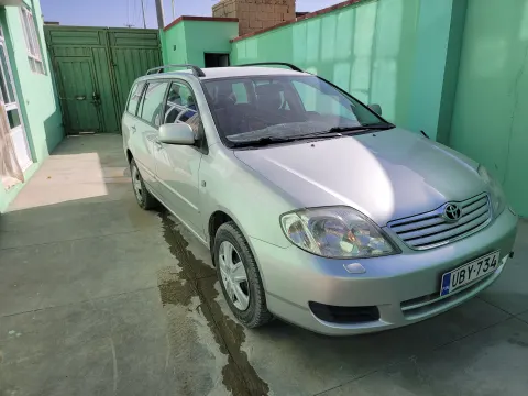 Toyota Fielder 2005