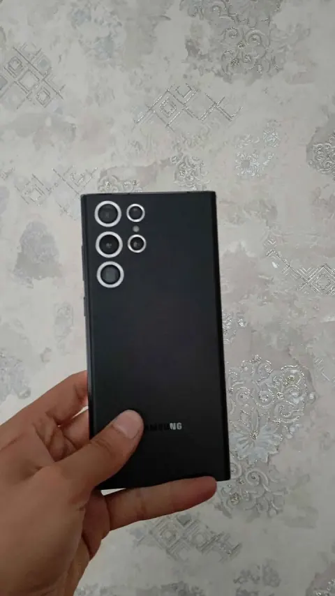 Samsung S22 For sale