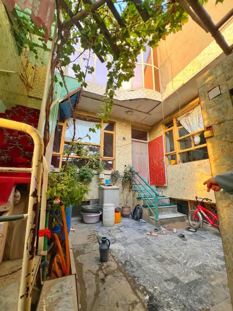 3-storey house for sale, 6 rooms, 100 m², near Baran Hotel, District 5, Kabul