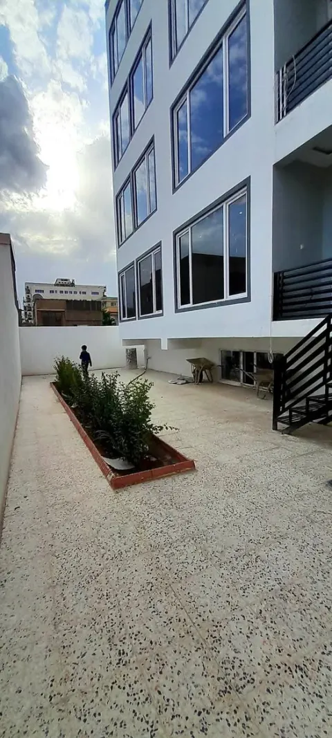 Apartment 5 rooms VIP