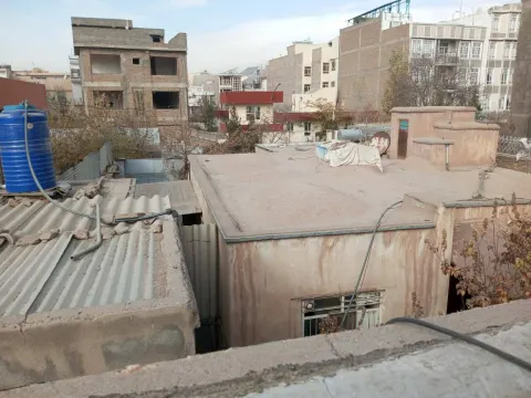 Building for sale, 11 rooms, 460 m², on the main road