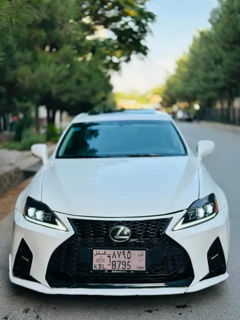 Lexus 250