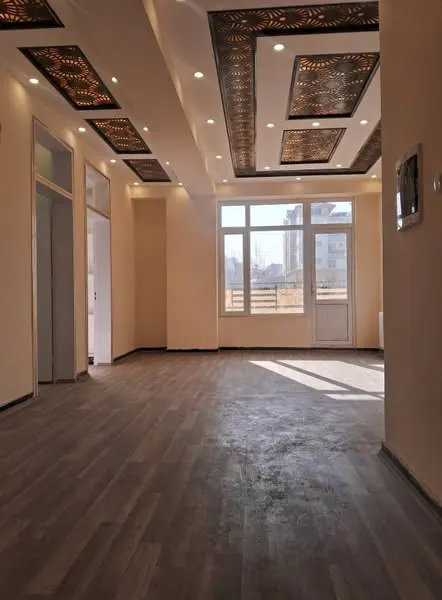 Two adjoining apartments for sale, 4 rooms, 140 m², ground floor with yard