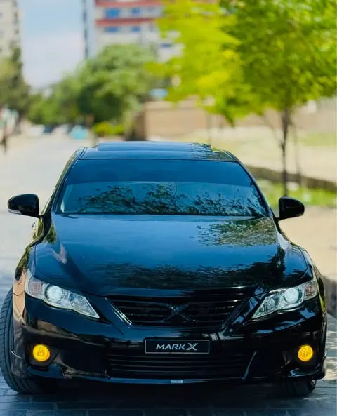 Toyota Mark X 2011