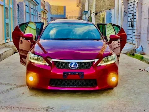 Lexus CT200 2012