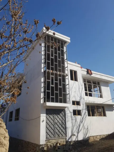 Unfinished 2-storey house for sale, 6 rooms, 1.5 biswa