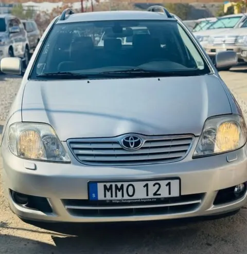 Toyota Fielder 2006