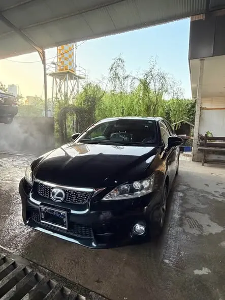 Lexus 2012