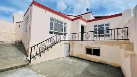House for sale, 2 rooms, 150 m², Nau Burja, Chehelsotoon, Kabul
