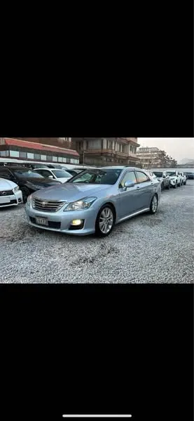 Hybrid Crown 2010
