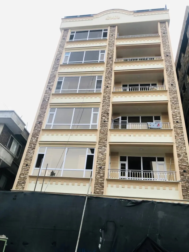 Two apartments for sale, 3 rooms, 115-120 m², 1st and 5th floor