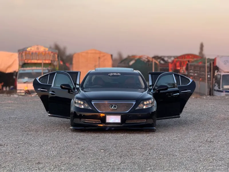 Lexus LS 600  2008