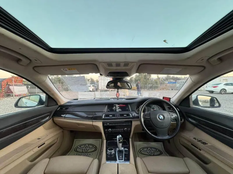 BMW 740i 2013