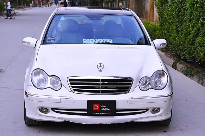 Mercedez Benz 2004