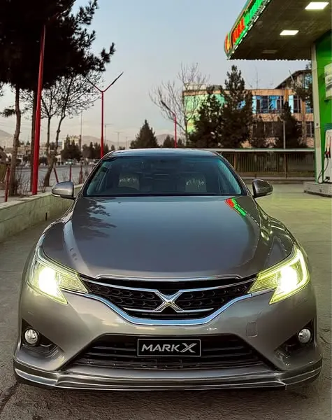 Toyota Mark X 2011