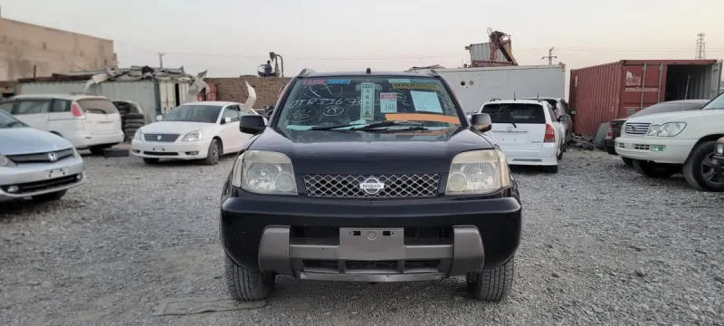 Nissan 2000