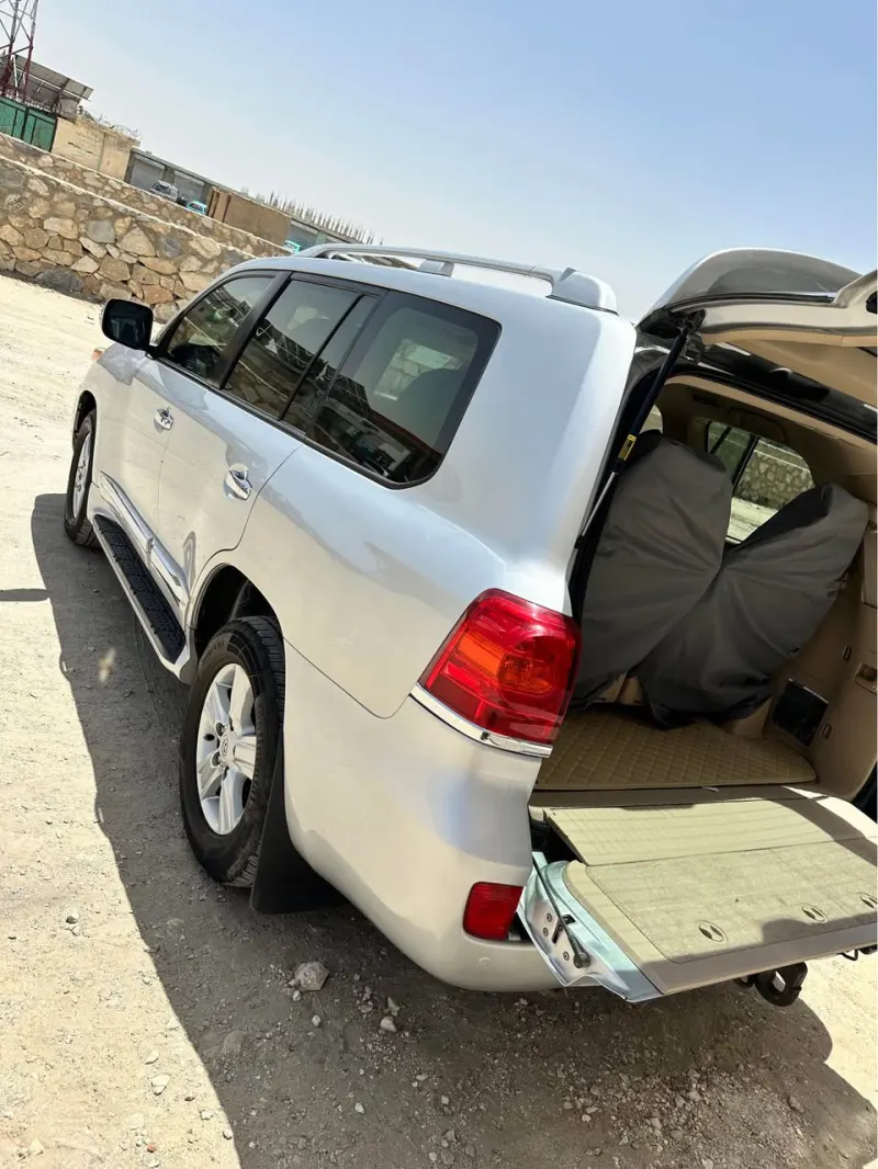 Toyota Land Cruiser 2014
