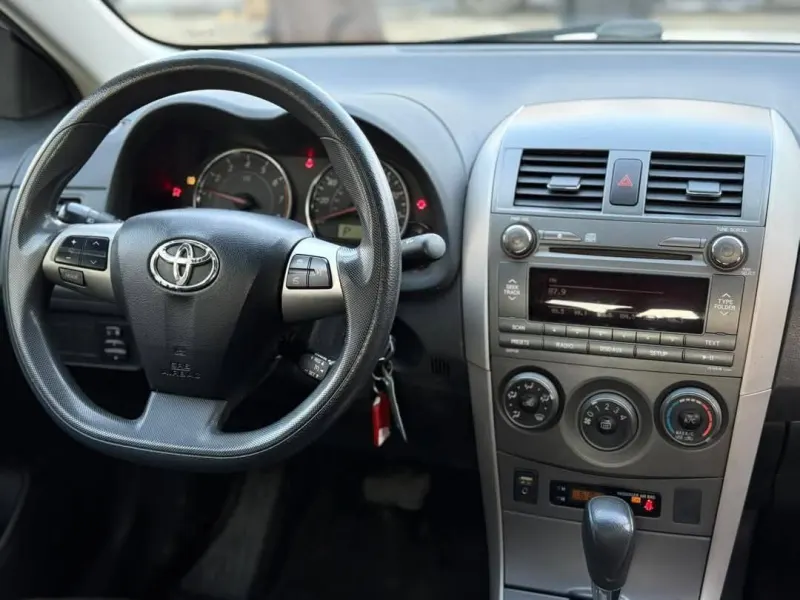 Corolla 2011