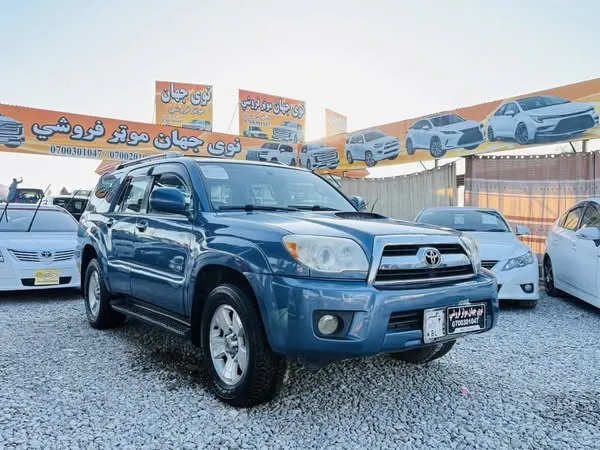 2004 Toyota 4Runner SR5 (2007 Shape)