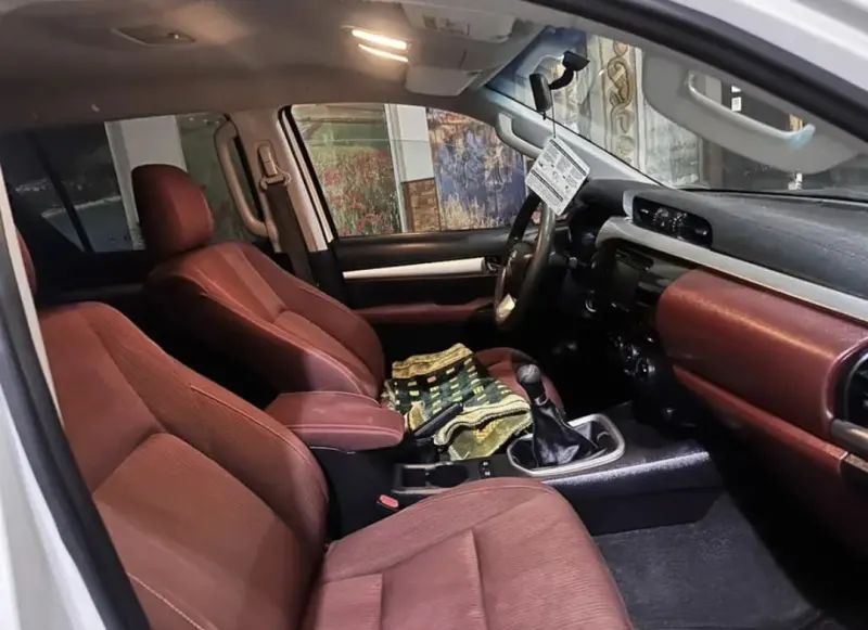 Toyota Hilux SR5 2019