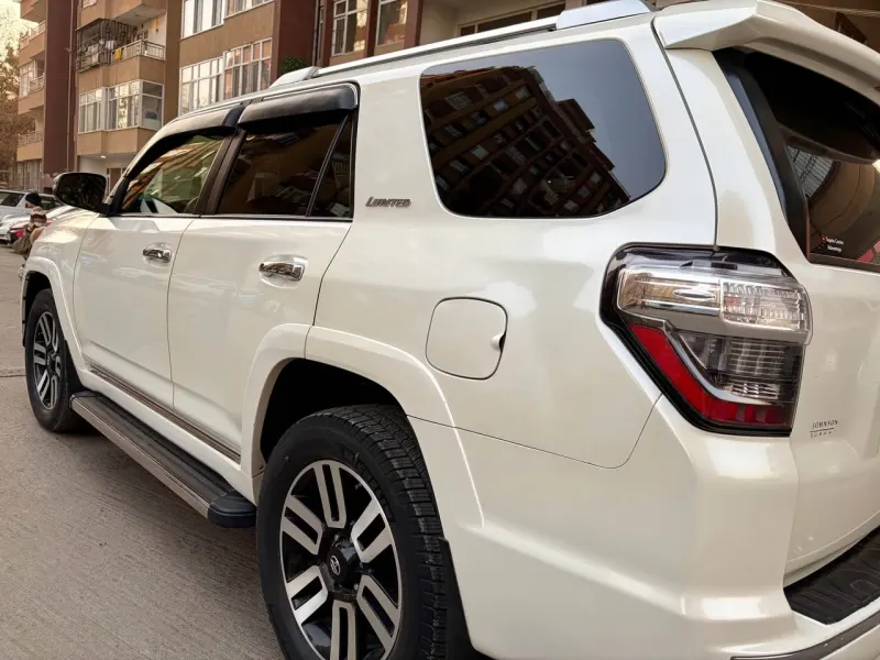Toyota 4Runner 2011