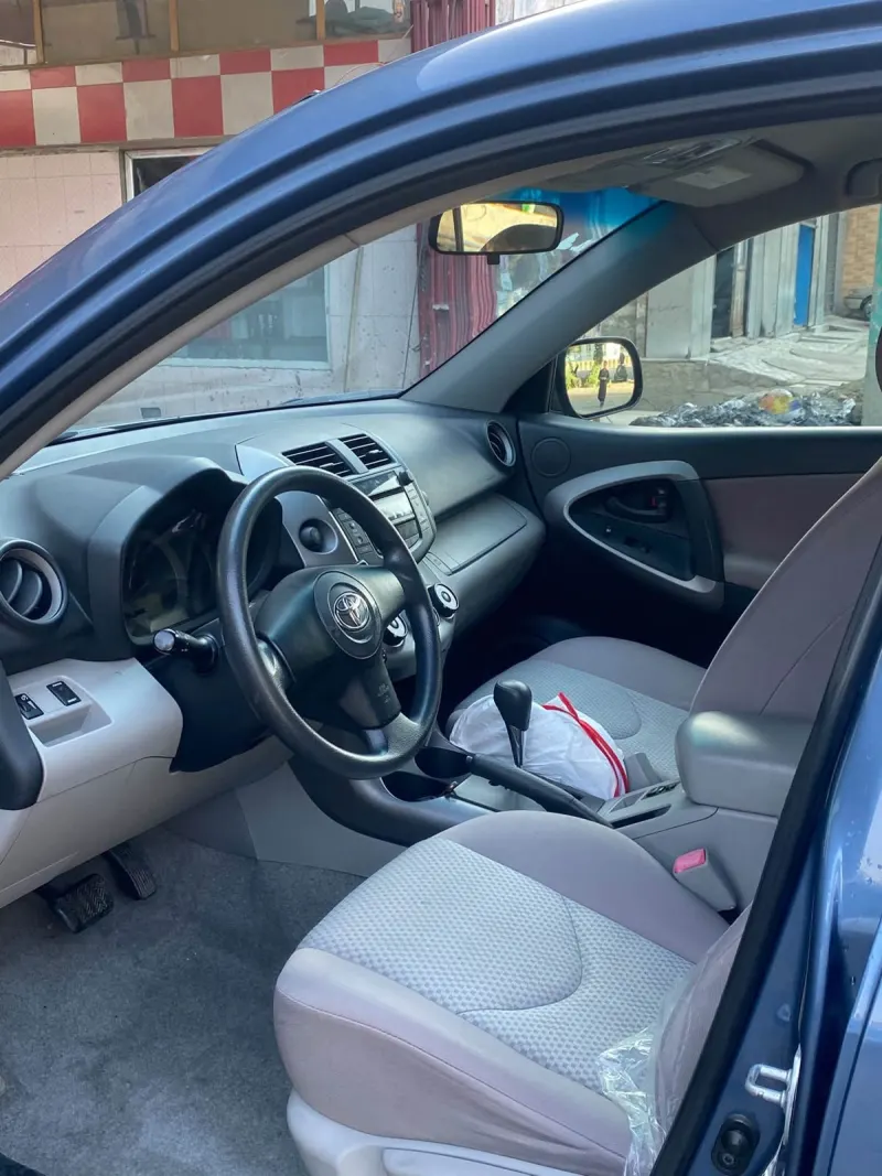 Toyota RAV4 Base 2007