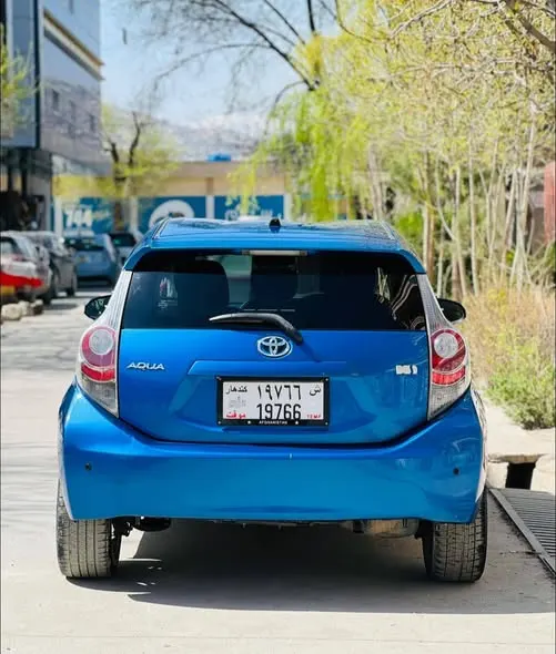 Toyota Aqua 2012