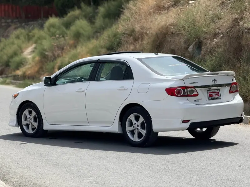 Corolla 2011
