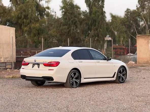 BMW 740i 2017