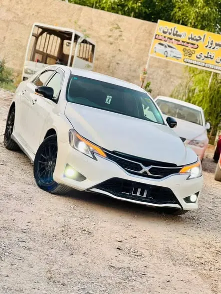 Toyota Mark X 2018