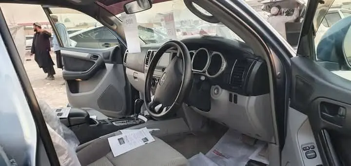 Toyota Forerunner (2004 Model)