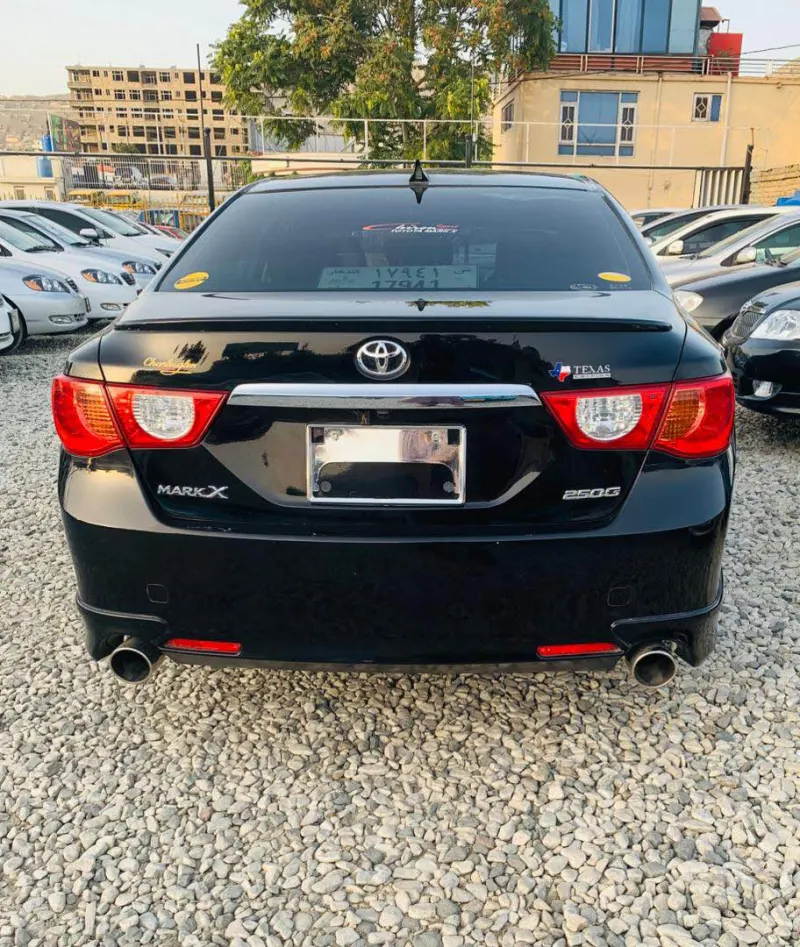 Toyota Mark X 2010