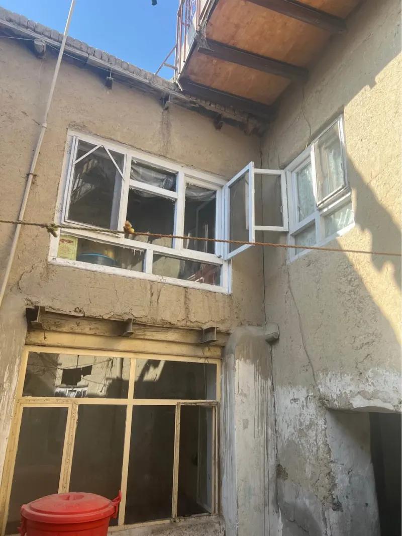 3-storey house for sale, 8 rooms, 200 m²