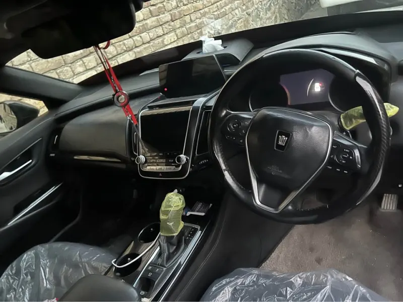 Crown RS 2020