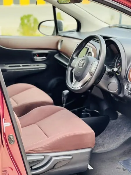 2012 Toyota Vitz Japanese