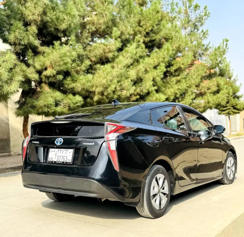 Toyota Prius Black