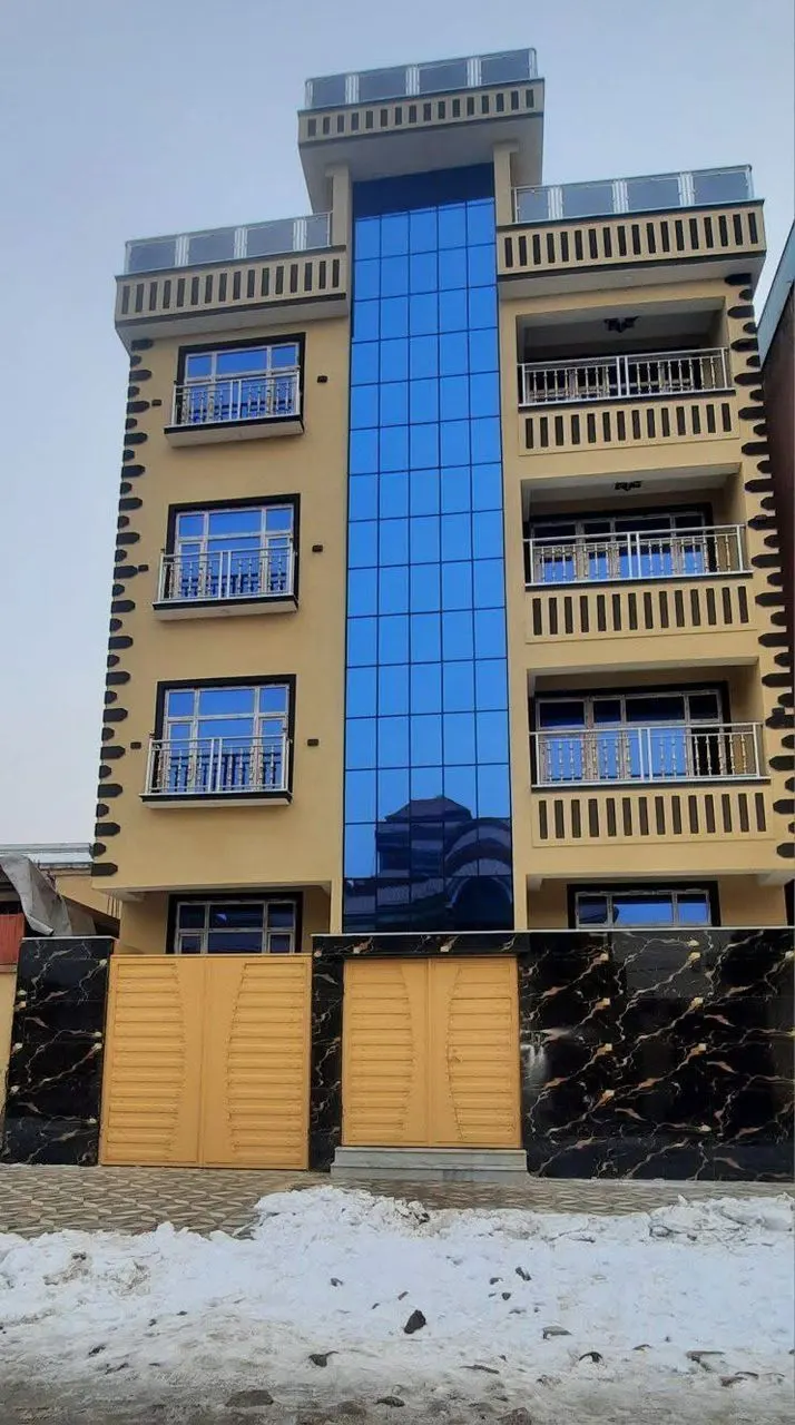 4-storey house for sale, with full basement