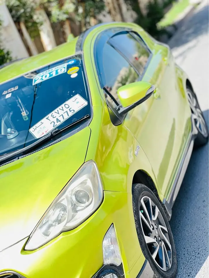 Toyota Aqua 2015