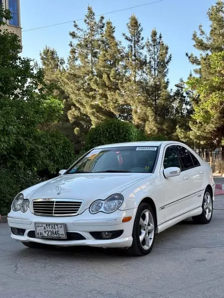 Mercedez benz 2005