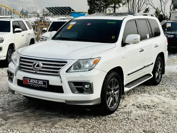 2010 Lexus LX570 (Gulf Edition)