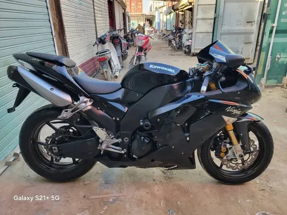MotorCycle Kawasaki Ninja ZX-10R 2010