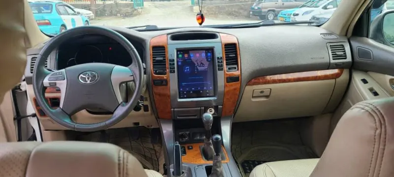 Toyota Land Cruiser 2003