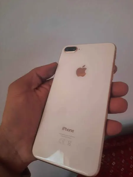 iPhone 8 Plus