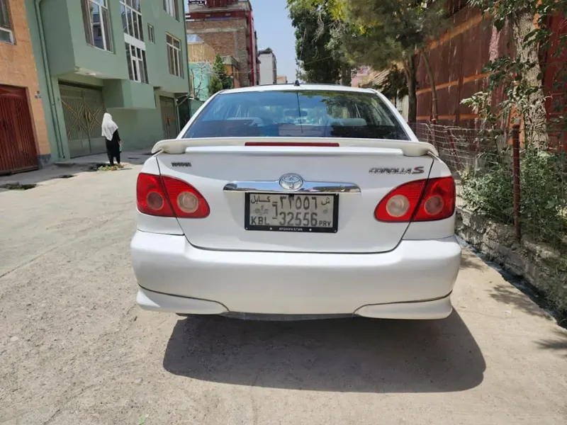 Corolla 2004